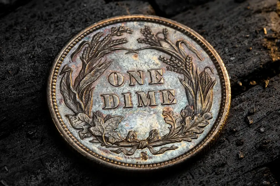 Barber dime reverse close-up — wreath around ONE DIME lettering