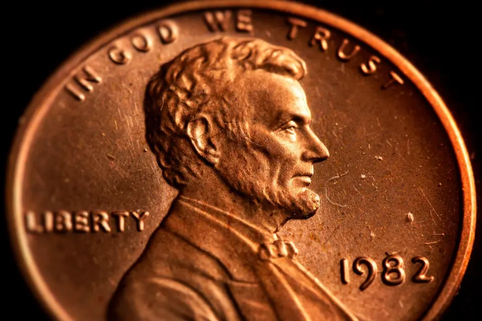 1982 penny value guide — rare 1982 Lincoln cent varieties worth up to $18,800