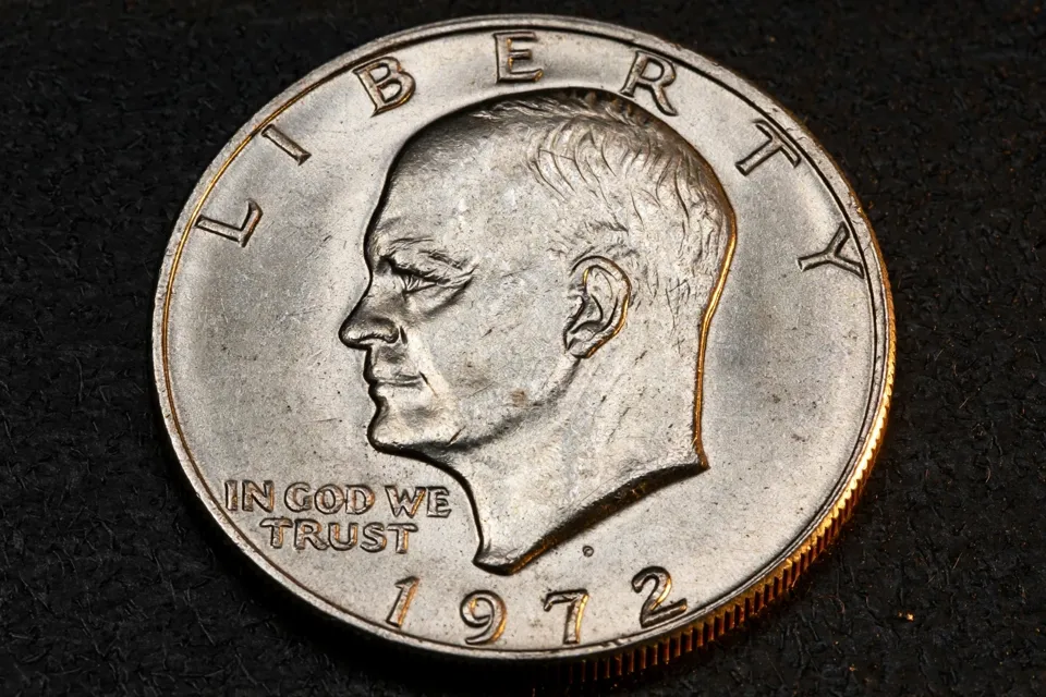 how much is an Eisenhower dollar worth — 1972 Eisenhower dollar obverse with Dwight D. Eisenhower portrait and 1972 date